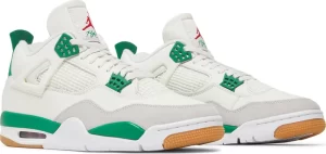 Air Jordan 4 Retro SB ‘Pine Green’  DR5415-103