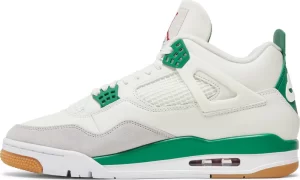 Air Jordan 4 Retro SB ‘Pine Green’  DR5415-103