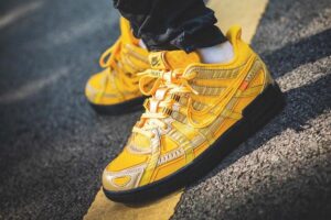 Rubber Dunk x Off White University Gold