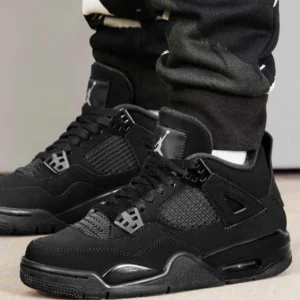 Air Jordan 4 Retro ‘Black Cat’ 2020 CU1110-010