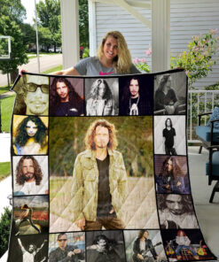 Artistic Monochrome Music-themed Soft Blanket