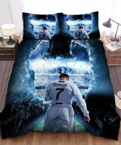 Cristiano Ronaldo In Juventus F.c. Uniform Digital Art Bed Sheets Duvet Cover Bedding Sets