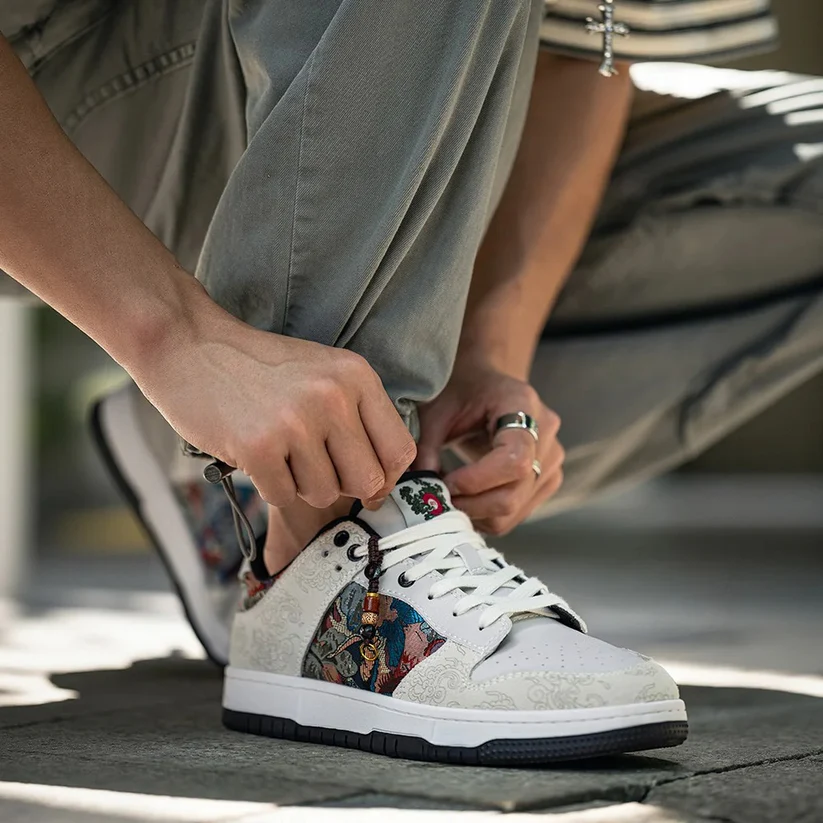Dunhuang Mythos Sneakers - Image 2